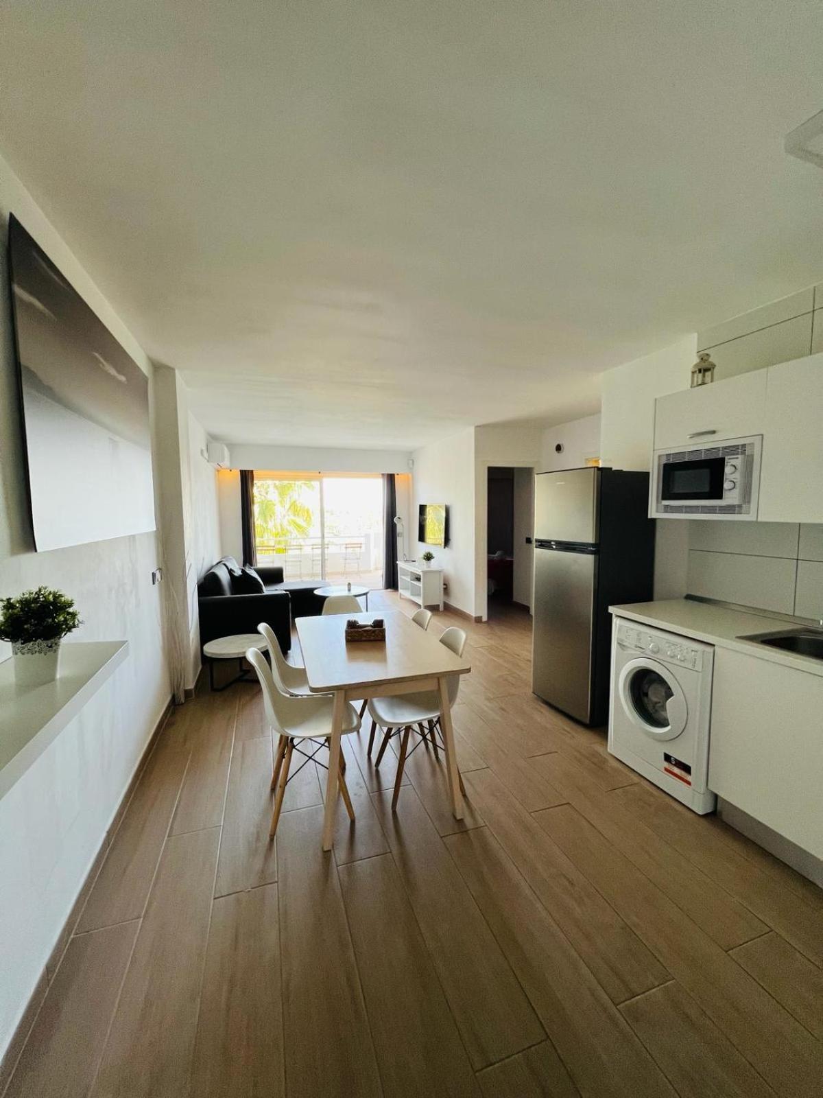 Bright Apartment In Puerto Alcudia Port de Alcudia  Екстер'єр фото